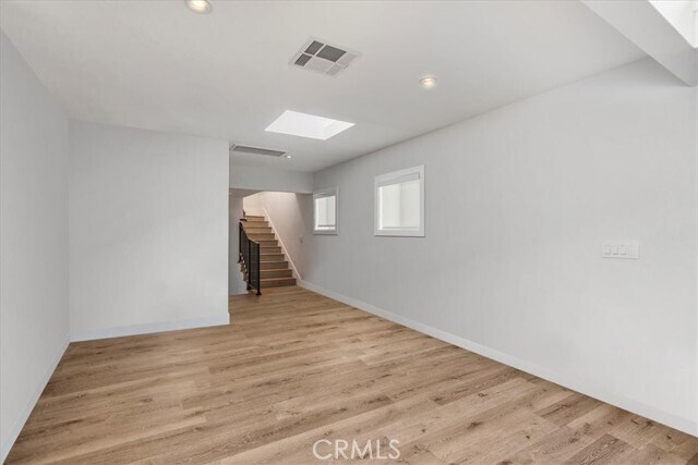 Building Photo - 51 Savona Walk