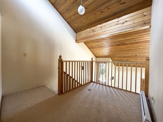 Building Photo - 416 Fuller Placer Rd