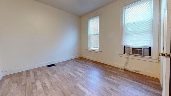 Building Photo - 26 W Hollister St