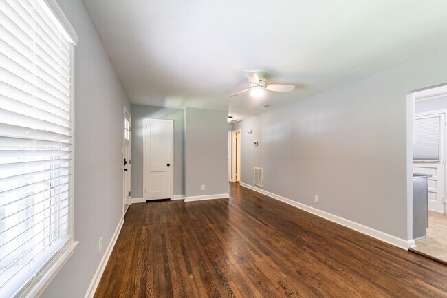 Building Photo - 2458 Stevens Rd