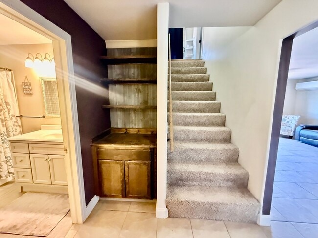 Building Photo - 4-BR Home with Horse Privileges in Apple Valley