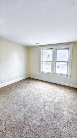 Building Photo - 3743 W Grand St