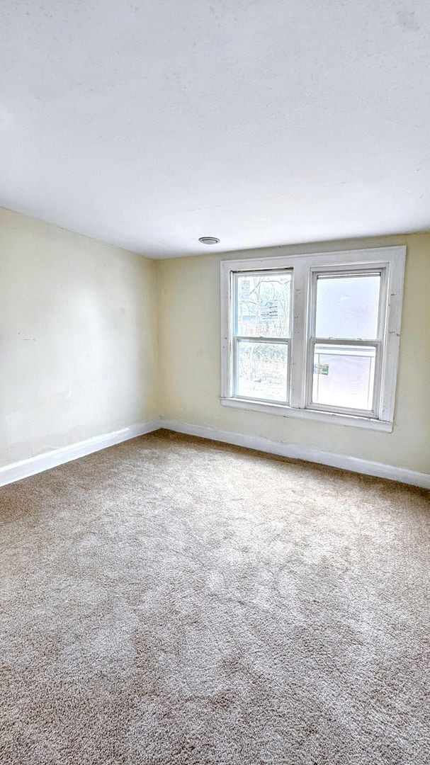 Building Photo - Adorable  3-Bedroom Duplex with Convenient...