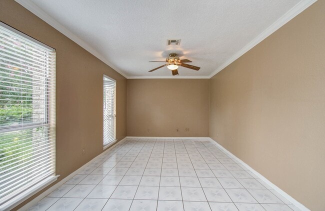 Building Photo - 2508 Grape Ln