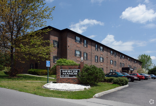 Primary Photo - Mercer Manor Apartments