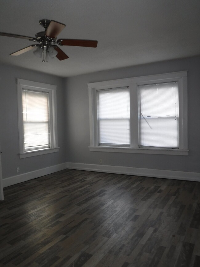 Building Photo - 720 Faraon St