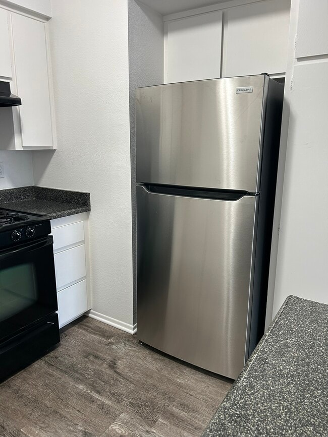 Building Photo - 2409 W 227th