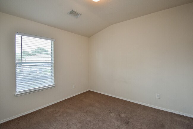 Building Photo - 18214 Olive Leaf Dr