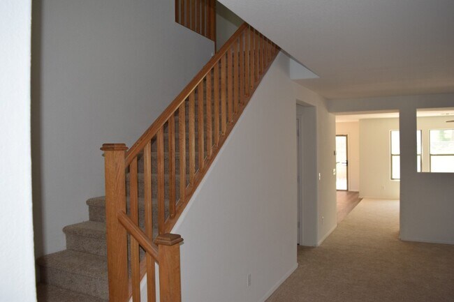 Building Photo - West Dawn Drive