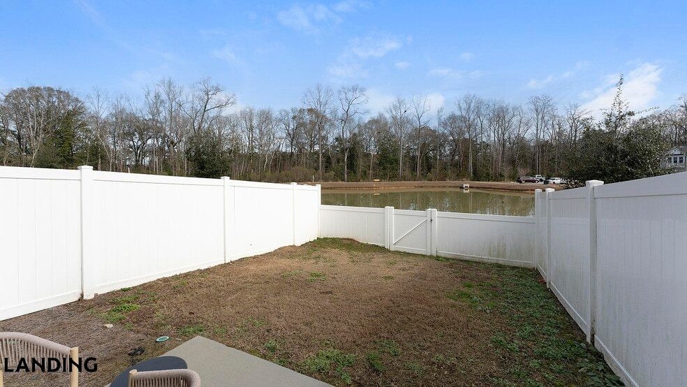 Building Photo - 1060 Orangeburg Rd