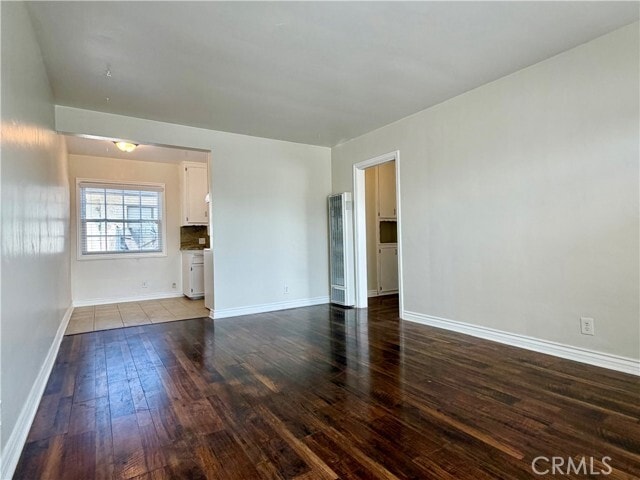 Building Photo - 982 W Hamilton Ave