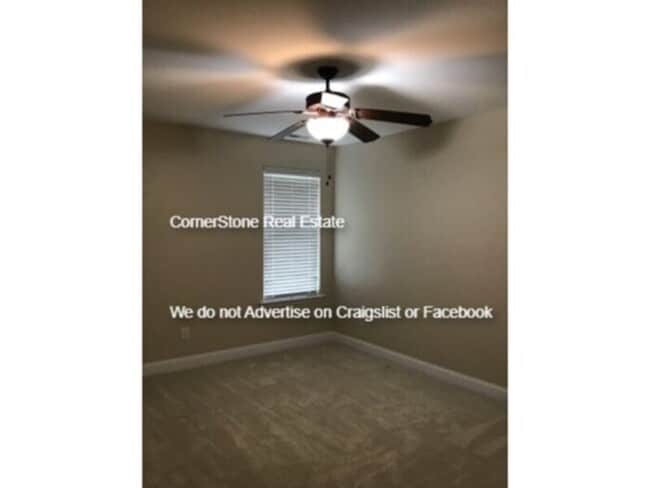 Building Photo - 440 Wood Point Dr