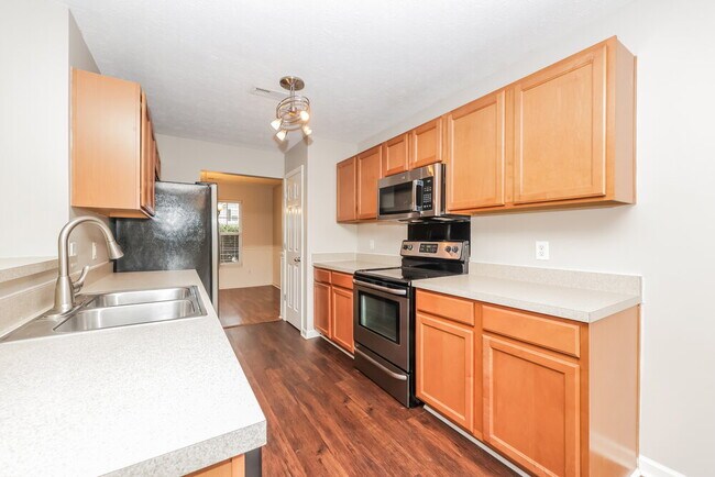 Building Photo - 909 Grand Oak Dr