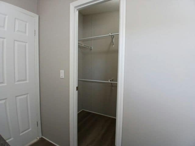 Building Photo - 2138 Sorority Ct