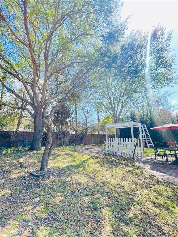 Building Photo - 935 Lascala Dr