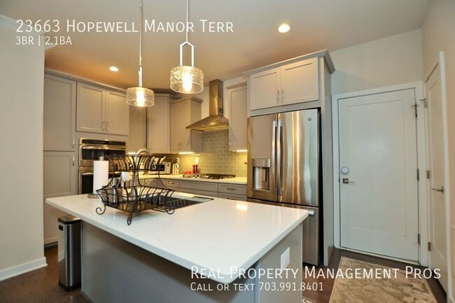 Building Photo - 23663 Hopewell Manor Terrace