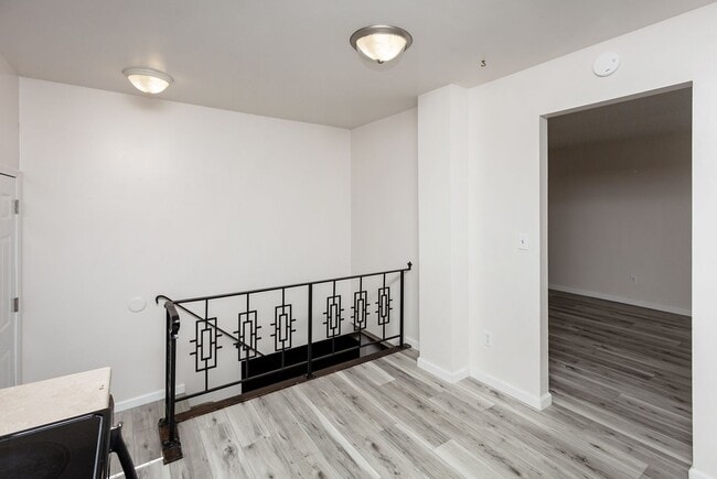 Building Photo - 1020 Williams St