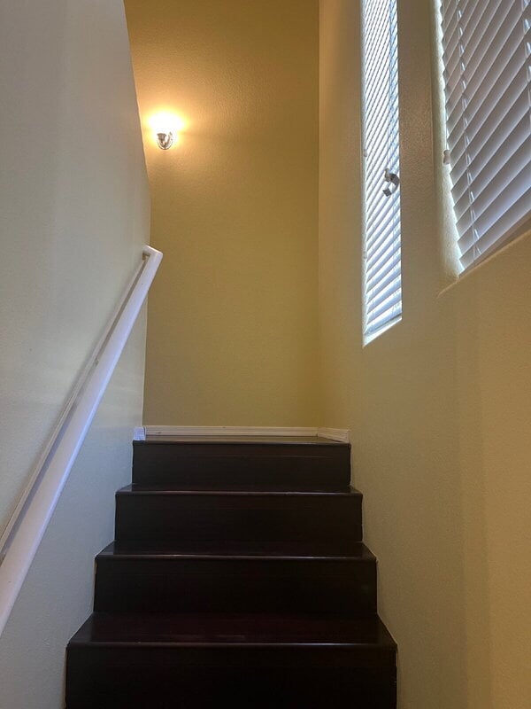 Building Photo - 900 S 94th St