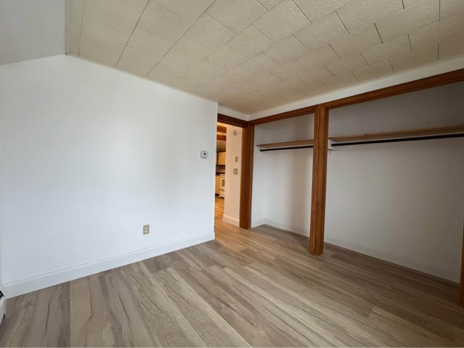 Building Photo - 73 High St