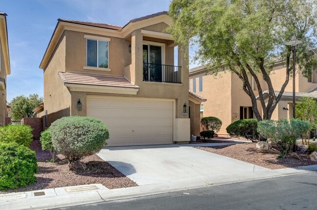 Building Photo - 4 Bedroom Home in Silverstone Ranch / No Rear Neighbors!