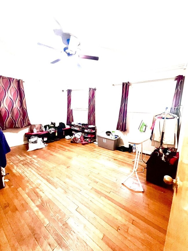 Building Photo - Rental Property