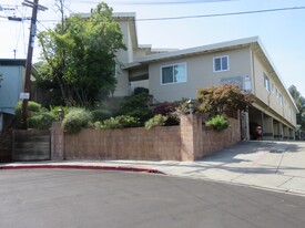 Building Photo - Village Court Apartments