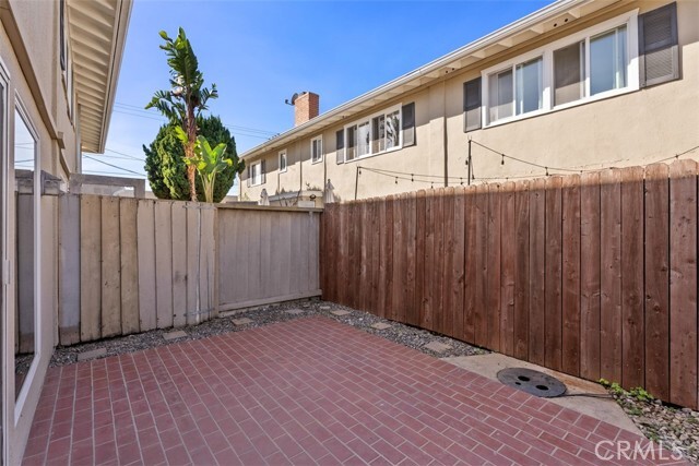 Building Photo - 1741 Tustin Ave