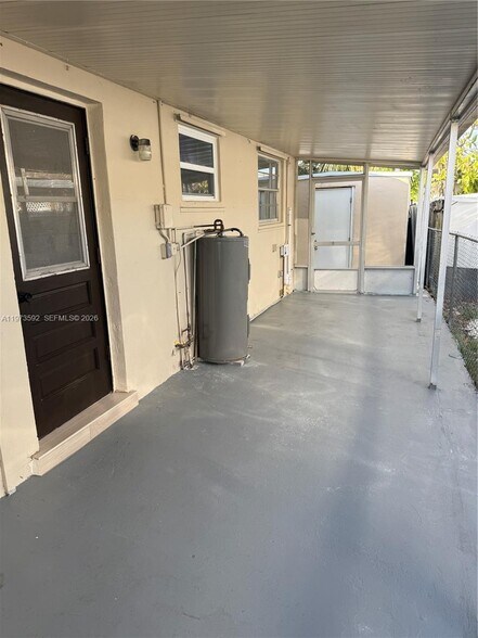 Building Photo - 11063 SW 5th St