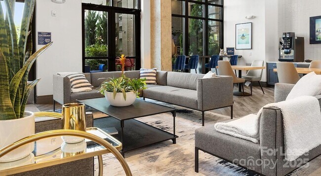 Building Photo - 145 New Bern St