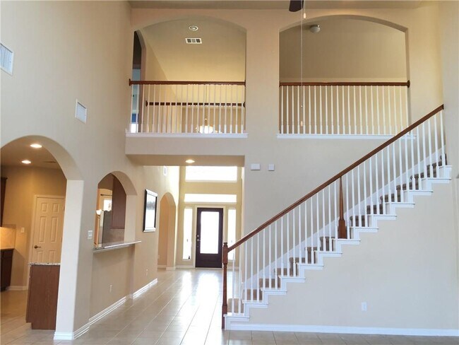 Building Photo - 507 Pebblestone Walk Dr