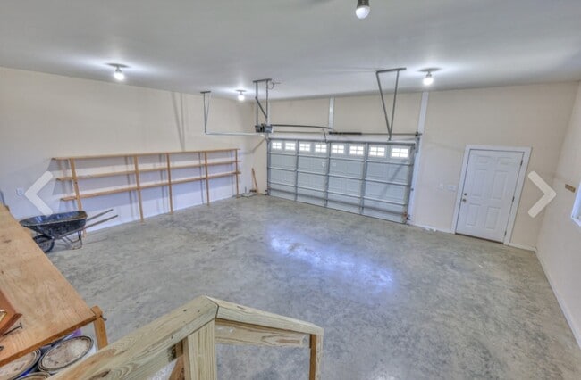 Building Photo - 1059 S Cross Bridges Rd