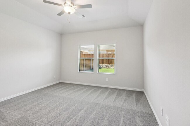 Building Photo - 709 Tidal Dr