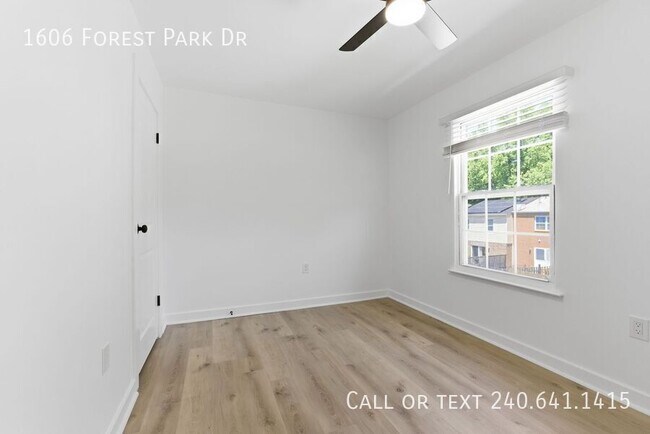 Building Photo - 1606 Forest Park Dr