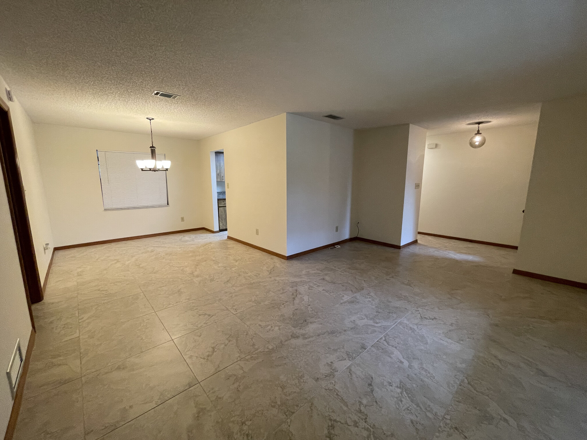 Building Photo - 1523 Elf Stone Ct