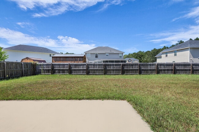 Building Photo - 721 Highgrove Ct