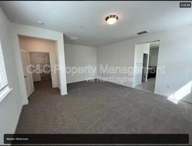 Building Photo - 6025 Dragon Hawk Pl