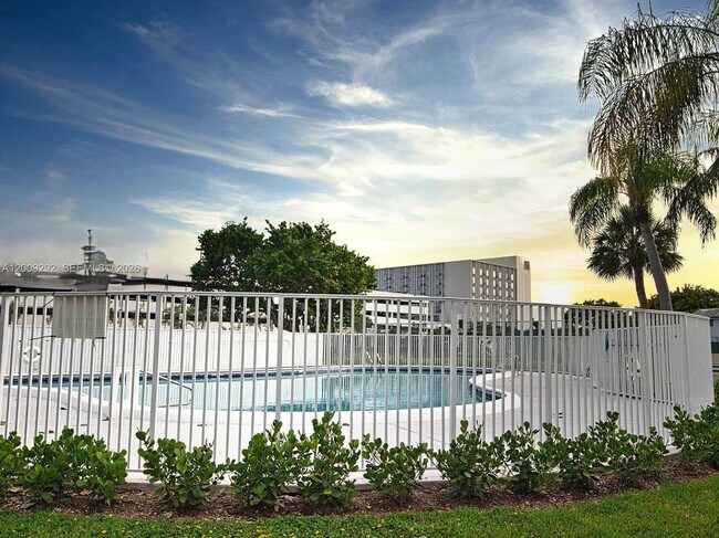 Building Photo - 7324 SW 82nd St