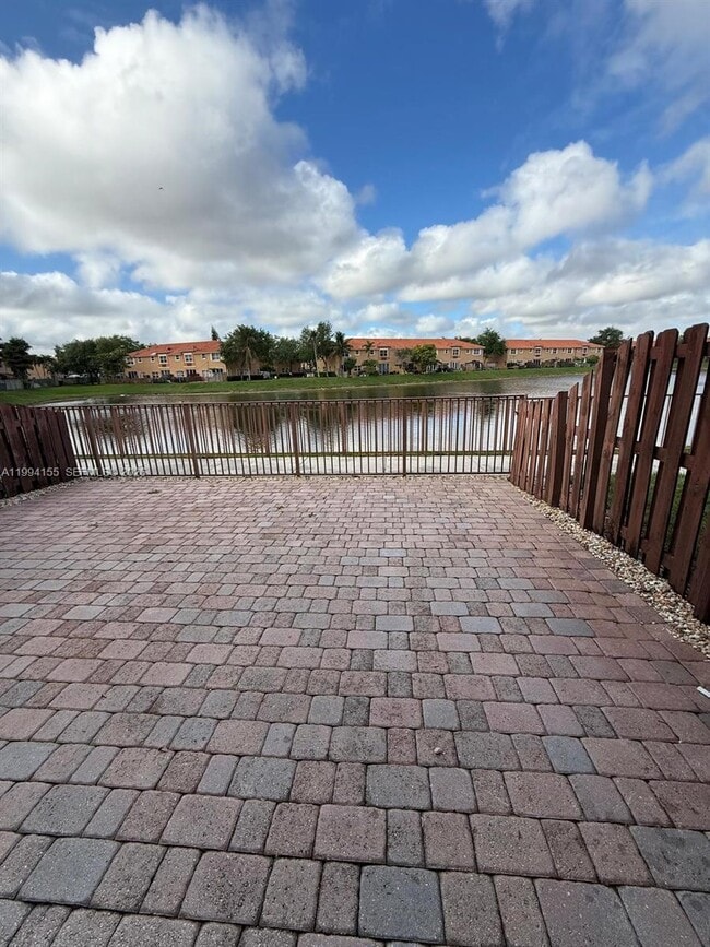 Building Photo - 15274 SW 30th Terrace