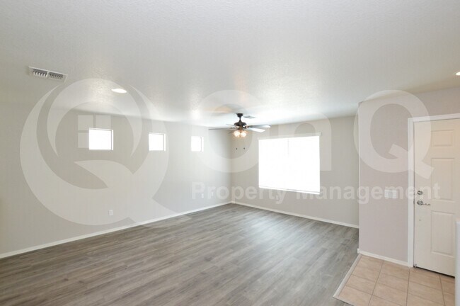 Building Photo - 5750 S Ladyslipper Pl