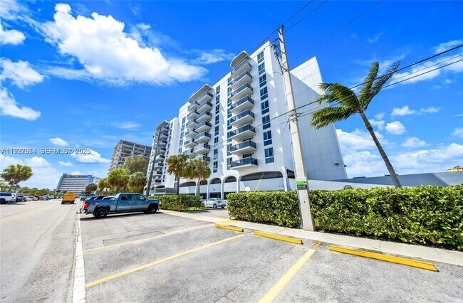 Building Photo - 7928 West Dr