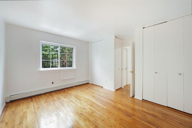 Building Photo - 31 Fero St