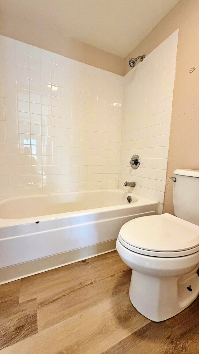 Building Photo - TOTALLY REFURBISHED 2 Bed 2 Bath Condo in Woodstream Falls. NEW Paint NEW Carpet & Flooring. Spac...