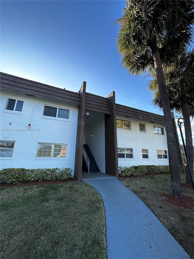 Building Photo - 2291 NW 48th Terrace