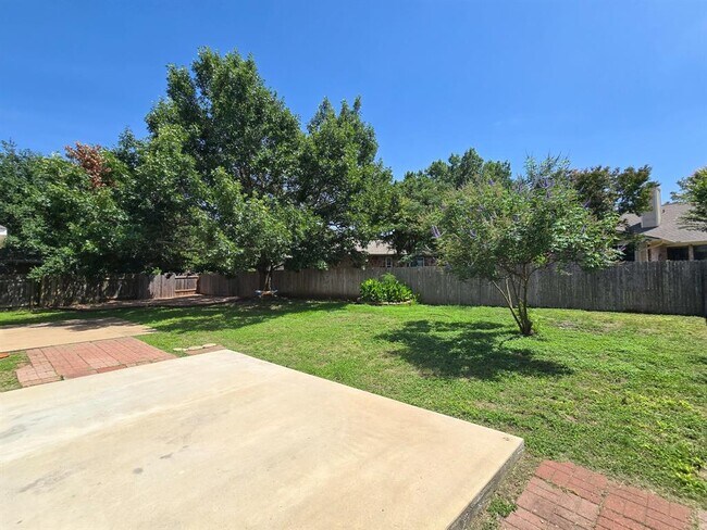 Building Photo - 17692 Box Canyon Terrace