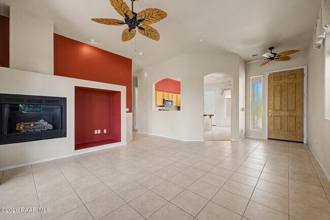 Building Photo - 6747 E Kilkenny Pl