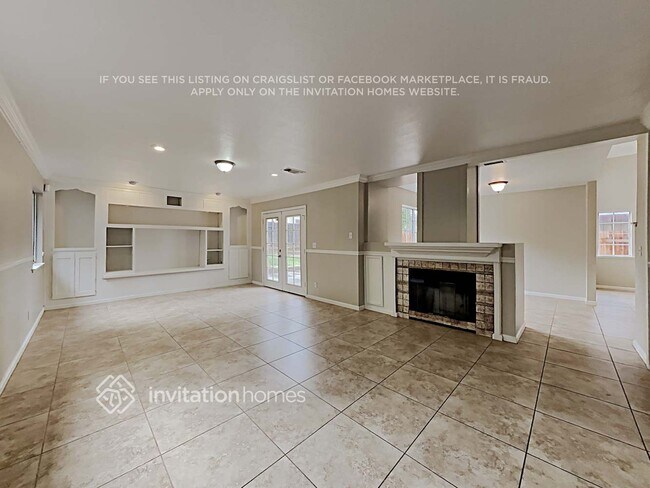 Building Photo - 8355 Lonely Hill Way