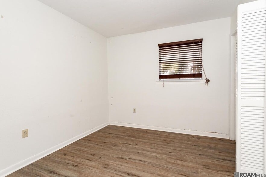 Building Photo - 3431 Brightside Dr