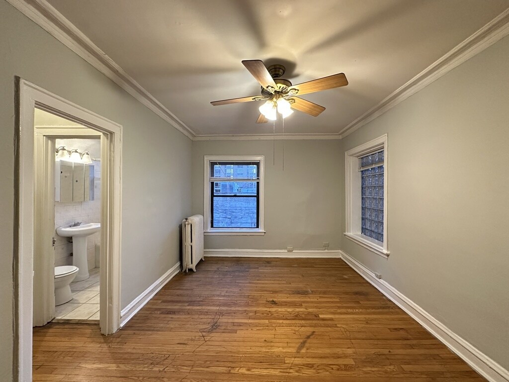 Building Photo - 1169 N Dearborn St