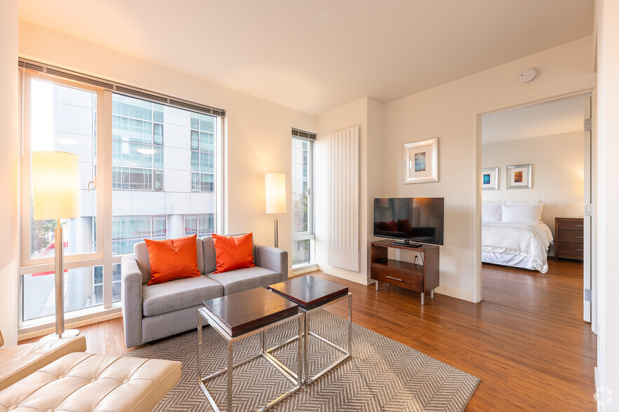 1 BR - 633 SF - 1188 Mission at Trinity Place