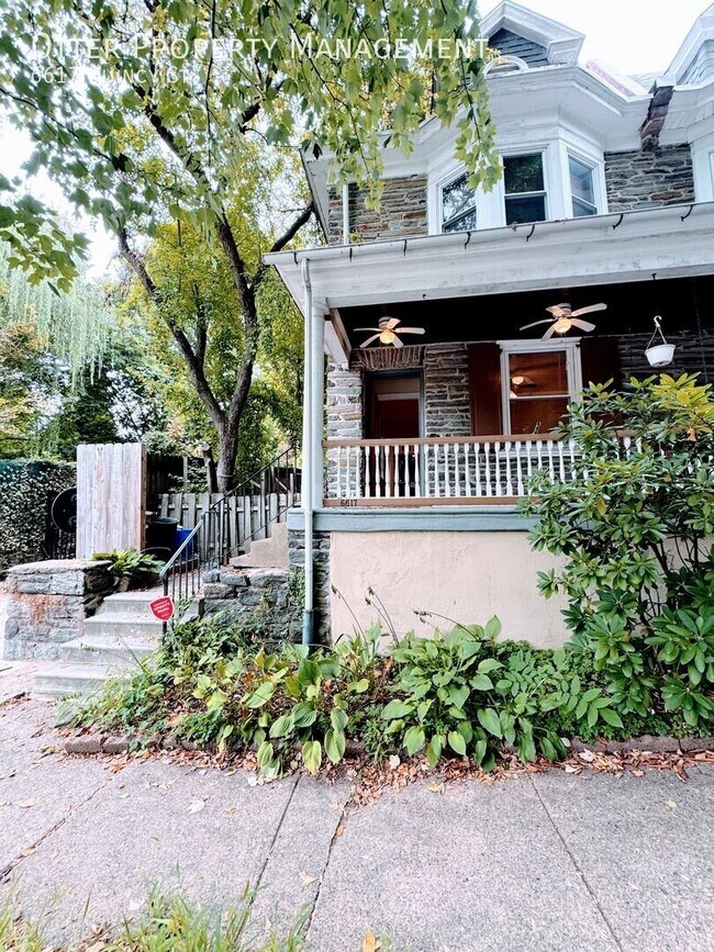 Building Photo - 6617 Quincy St